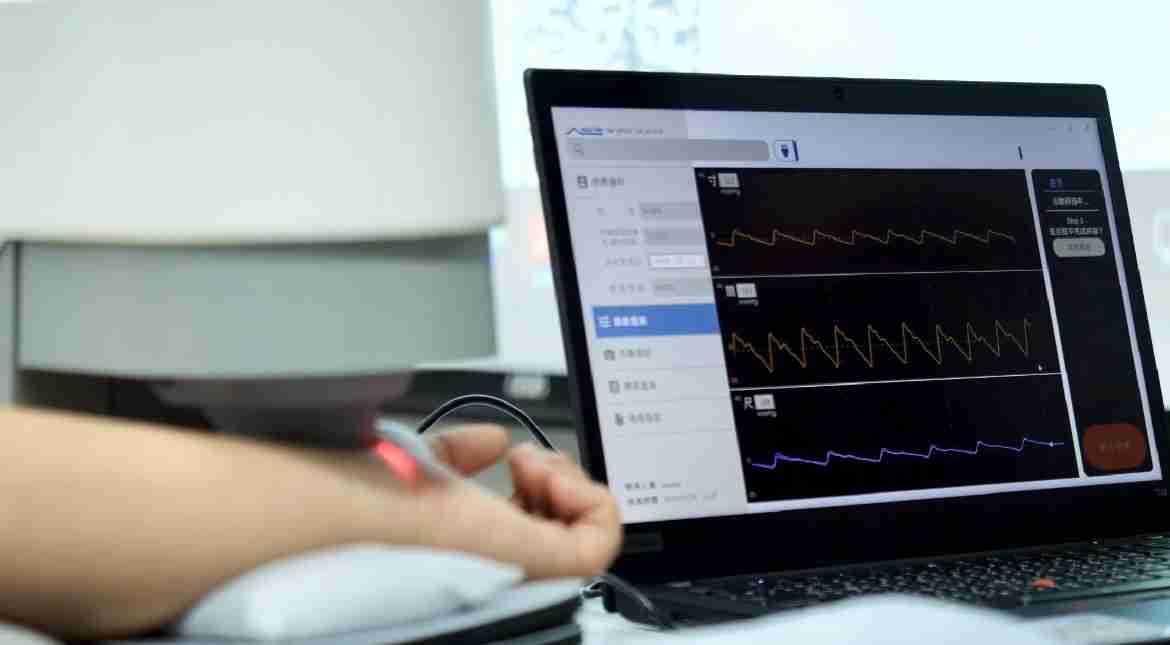 z6mg·人生就是博耘康以高解析与拟真的显示技术，，将其应用于中医检测，，，，提供“中医数位化检测方案”，，使传统中医检测结果数据化与可视化